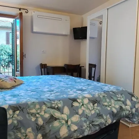 Guesthost - La Terrazza Di San Marco Apartmán Siena